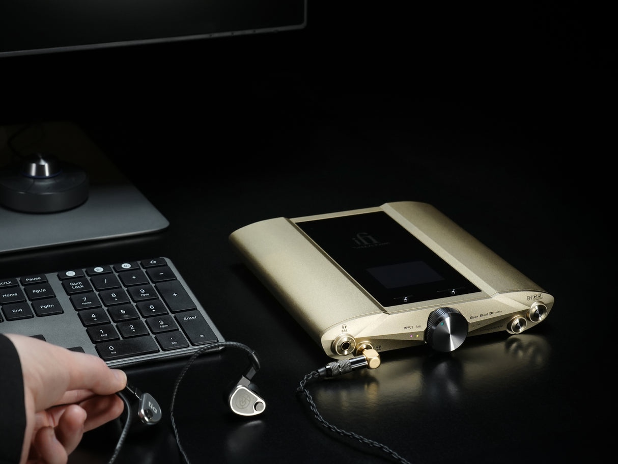 iFi iDSD Valkyrie Portable Headphone DAC Amplifier
